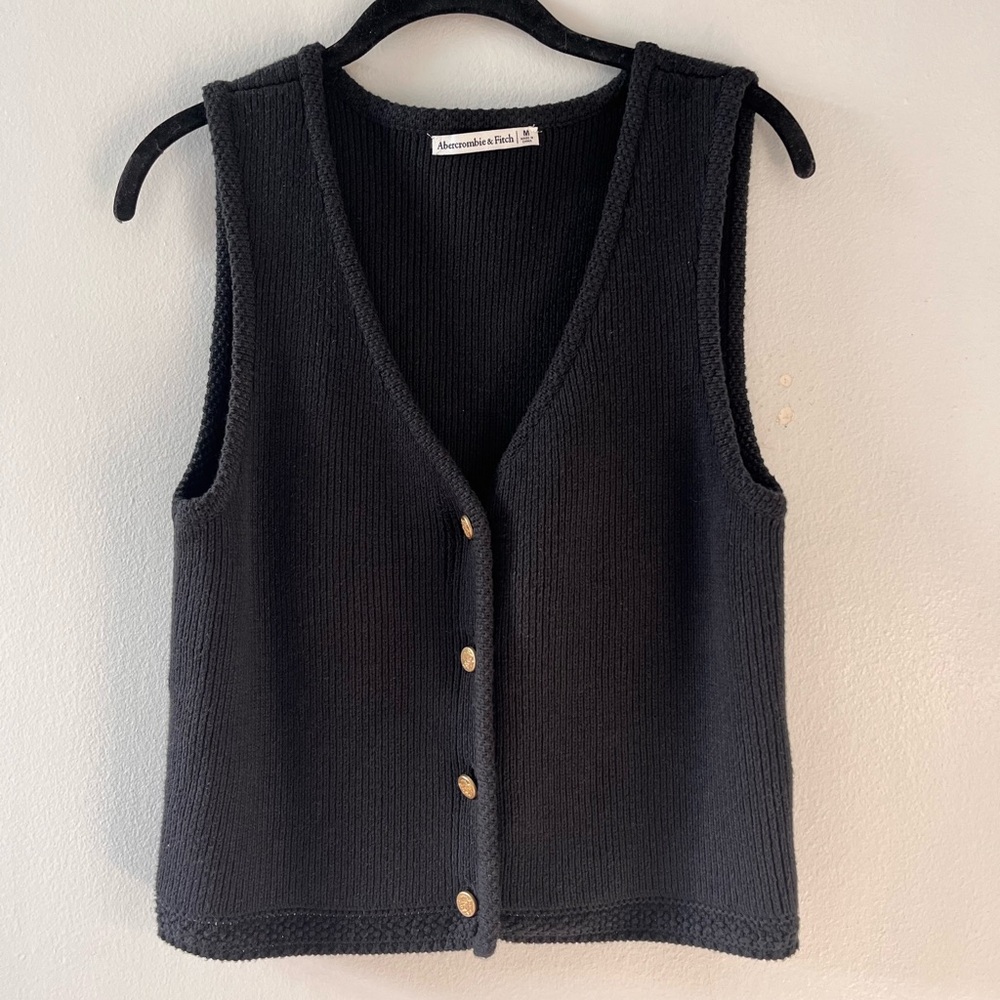 A&F Mara Button-Up Sweater Vest